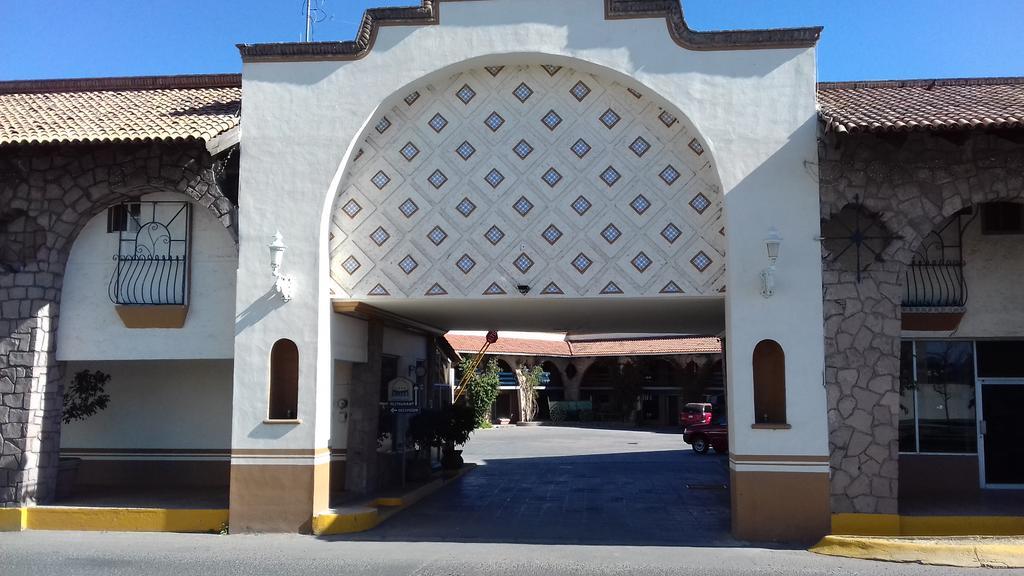 Hotel Los Arcos Durango Exterior photo
